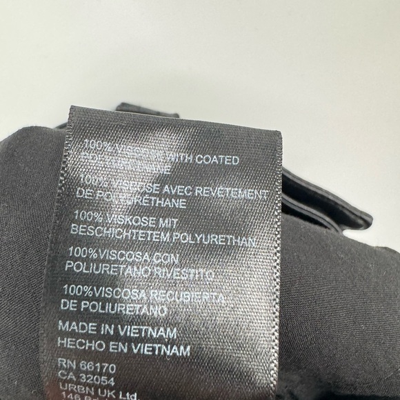 Free People Faux Leather City Slicker Vegan Midi Skirt Womens Black Size 4 B1543 - Picture 9 of 9